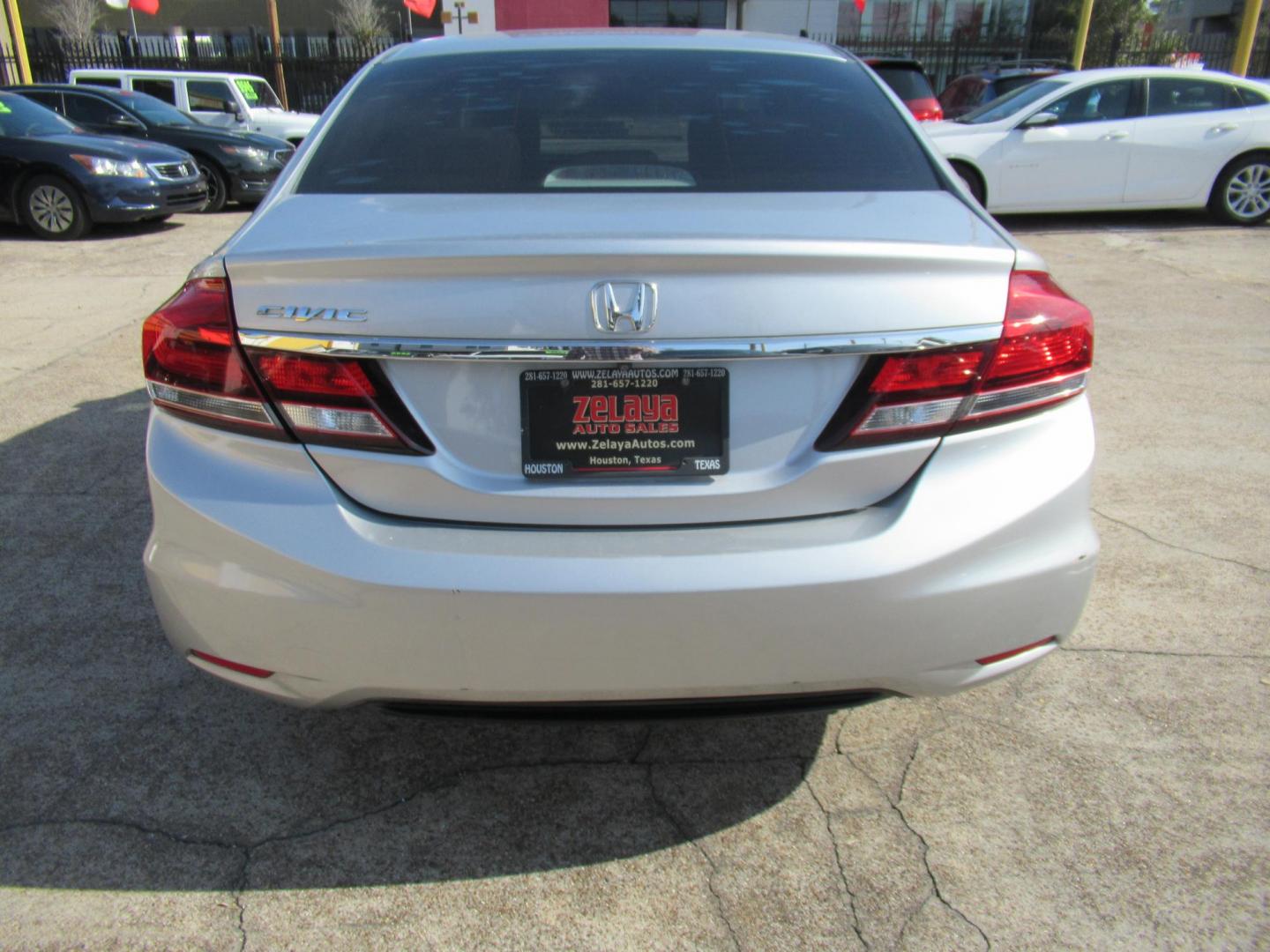 2014 Silver /Gray Honda Civic LX Sedan CVT (19XFB2F53EE) with an 1.8L L4 SOHC 16V engine, Automatic transmission, located at 1511 North Shepherd Dr., Houston, TX, 77008, (281) 657-1221, 29.798361, -95.412560 - 2014 HONDA CIVIC LXVIN: 19XFB2F53EE014802SEDAN 4 DR1.8L I4 F SOHC 16VGASOLINEFRONT WHEEL DRIVE - Photo#15