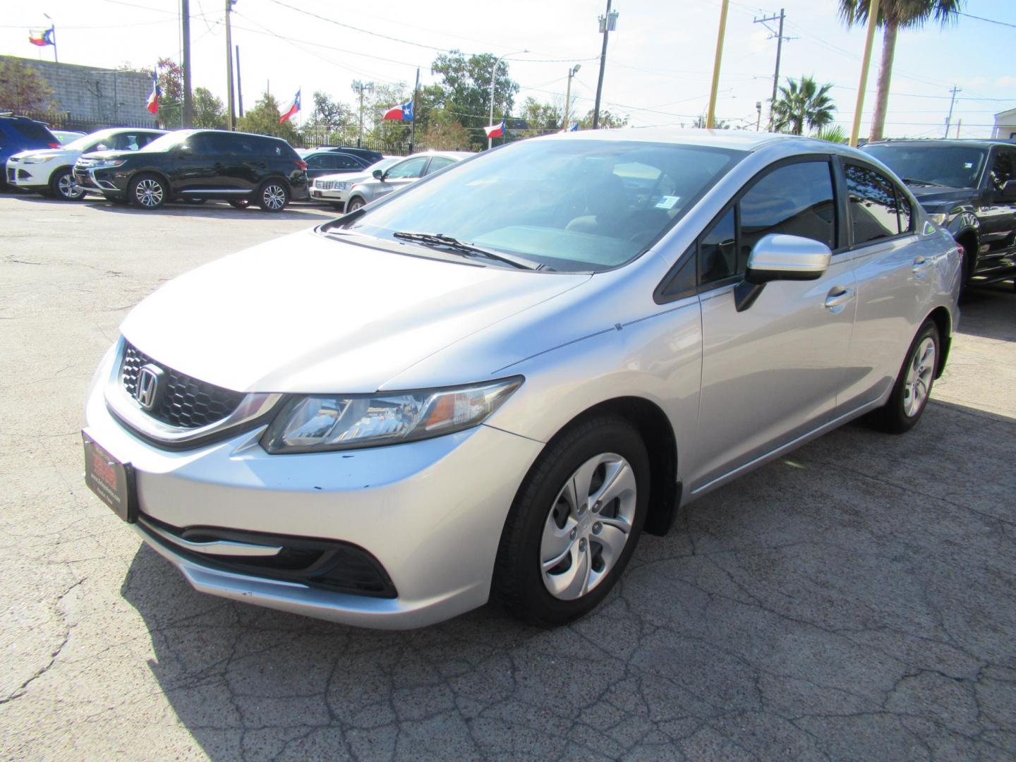 2014 Silver /Gray Honda Civic LX Sedan CVT (19XFB2F53EE) with an 1.8L L4 SOHC 16V engine, Automatic transmission, located at 1511 North Shepherd Dr., Houston, TX, 77008, (281) 657-1221, 29.798361, -95.412560 - 2014 HONDA CIVIC LXVIN: 19XFB2F53EE014802SEDAN 4 DR1.8L I4 F SOHC 16VGASOLINEFRONT WHEEL DRIVE - Photo#18