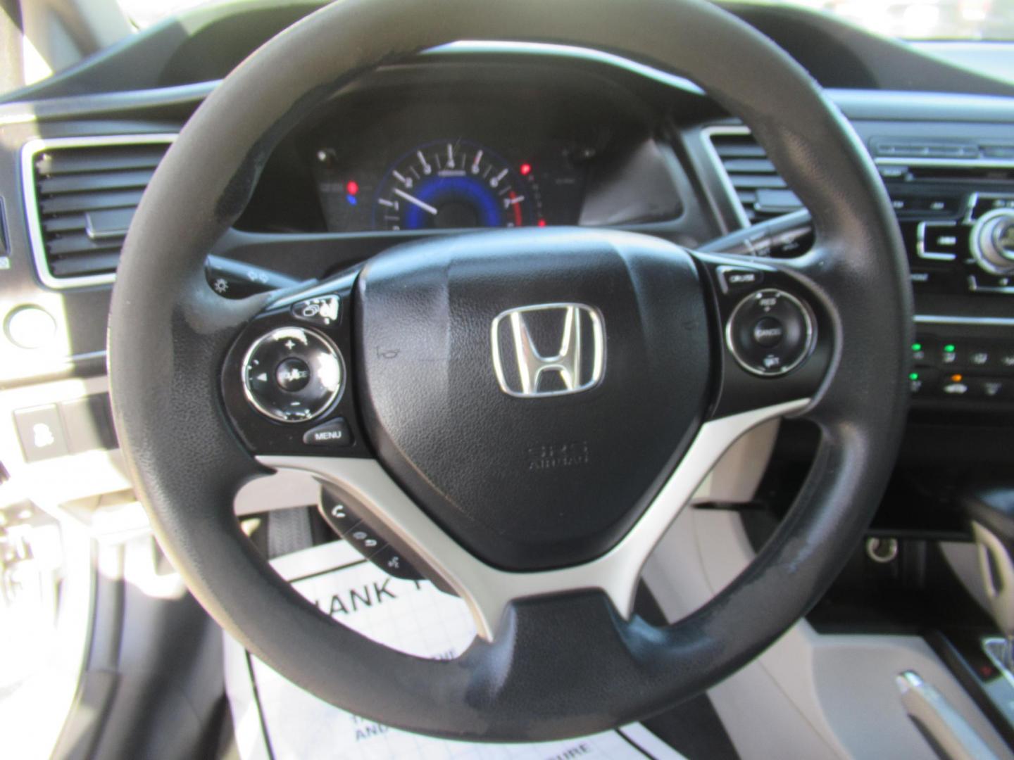 2014 Silver /Gray Honda Civic LX Sedan CVT (19XFB2F53EE) with an 1.8L L4 SOHC 16V engine, Automatic transmission, located at 1511 North Shepherd Dr., Houston, TX, 77008, (281) 657-1221, 29.798361, -95.412560 - 2014 HONDA CIVIC LXVIN: 19XFB2F53EE014802SEDAN 4 DR1.8L I4 F SOHC 16VGASOLINEFRONT WHEEL DRIVE - Photo#3