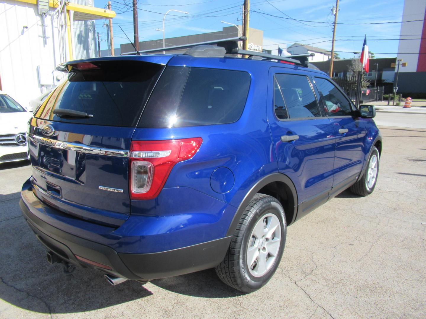 2013 Blue /Black Ford Explorer Base FWD (1FM5K7B82DG) with an 3.5L V6 DOHC 24V engine, Automatic transmission, located at 1511 North Shepherd Dr., Houston, TX, 77008, (281) 657-1221, 29.798361, -95.412560 - 2013 FORD EXPLORER BASE VIN: 1FM5K7B82DGB33475 1 F M 5 K 7 B 8 2 D G B 3 3 4 7 5 4 DOOR WAGON/SPORT UTILITY 3.5L V6 F DOHC 24V GASOLINE FRONT WHEEL DRIVE - Photo#27