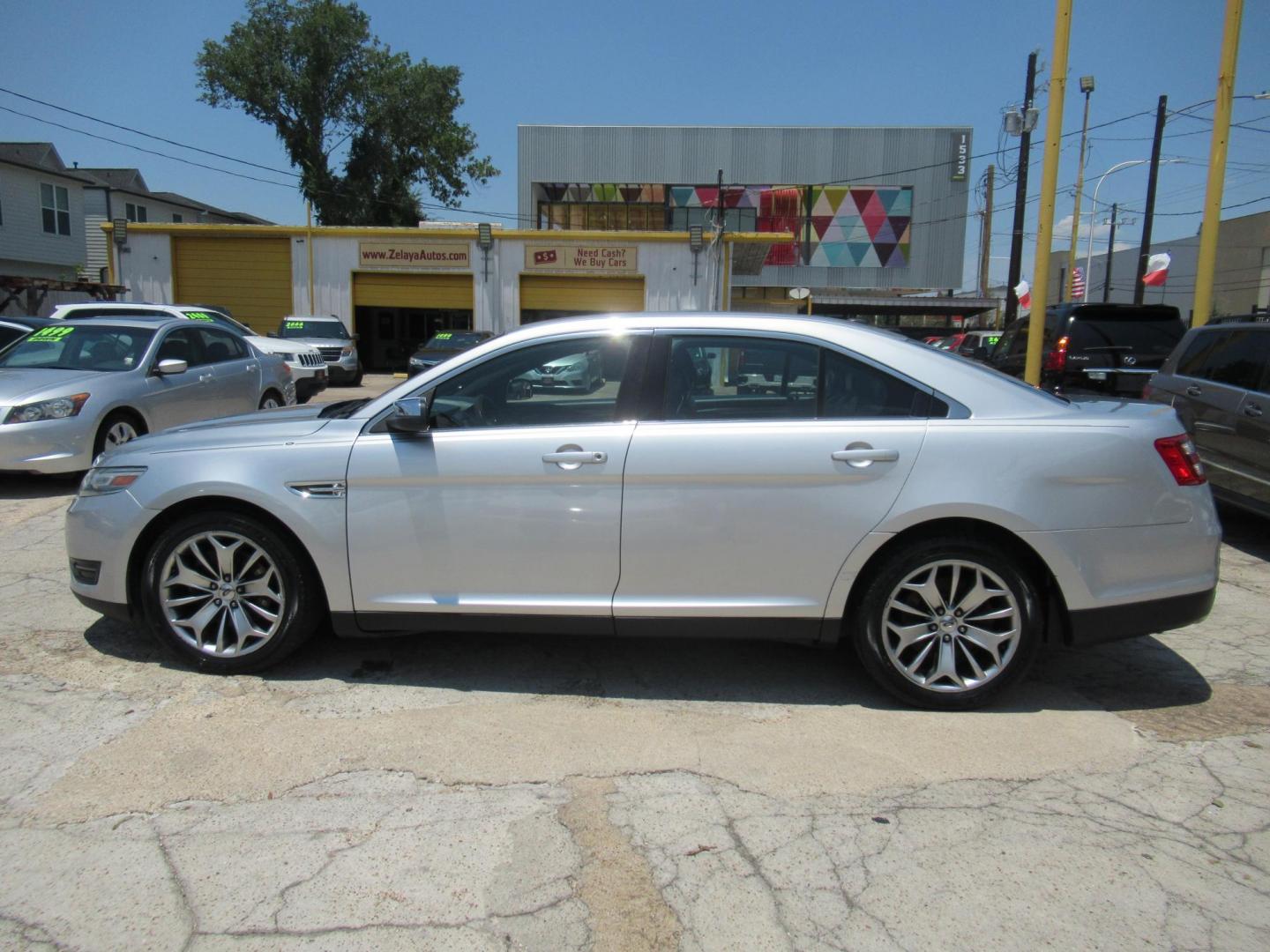 2013 Silver /Black Ford Taurus Limited FWD (1FAHP2F89DG) with an 3.5L V6 DOHC 24V engine, Automatic transmission, located at 1511 North Shepherd Dr., Houston, TX, 77008, (281) 657-1221, 29.798361, -95.412560 - 2013 FORD TAURUS LIMITED VIN: 1FAHP2F89DG103802 1 F A H P 2 F 8 9 D G 1 0 3 8 0 2 SEDAN 4 DR 3.5L V6 F DOHC 24V GASOLINE FRONT WHEEL DRIVE - Photo#0