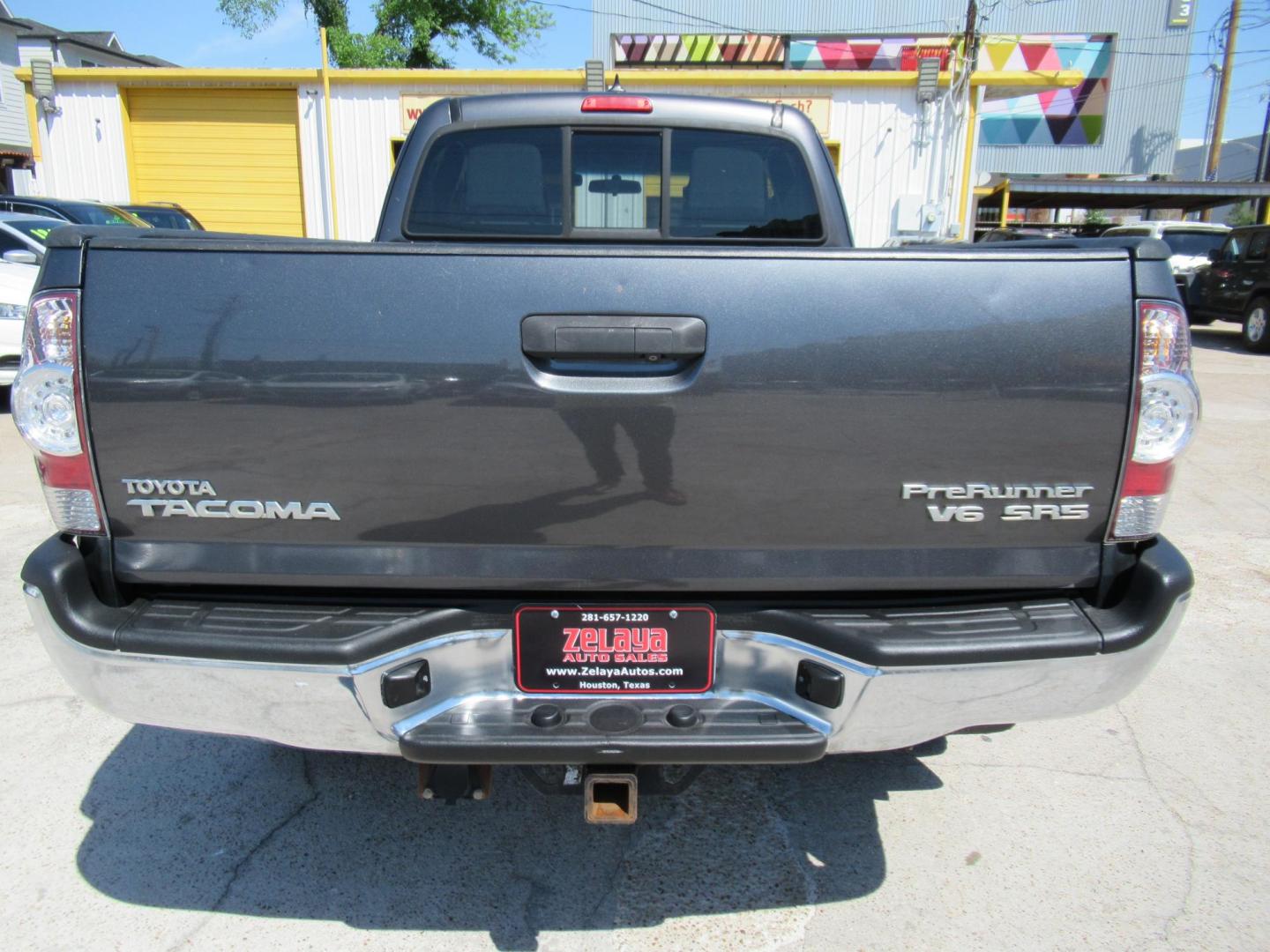 2015 Gray /Gray Toyota Tacoma PreRunner Access Cab V6 AT 2WD (5TFTU4GN5FX) with an 4.0L V6 DOHC 24V engine, Automatic transmission, located at 1511 North Shepherd Dr., Houston, TX, 77008, (281) 657-1221, 29.798361, -95.412560 - 2015 TOYOTA TACOMA PRERUNNER V6 VIN: 5TFTU4GN5FX079322 5 T F T U 4 G N 5 F X 0 7 9 3 2 2 CLUB CAB PICKUP 4.0L V6 F DOHC 24V GASOLINE REAR WHEEL DRIVE - Photo#20