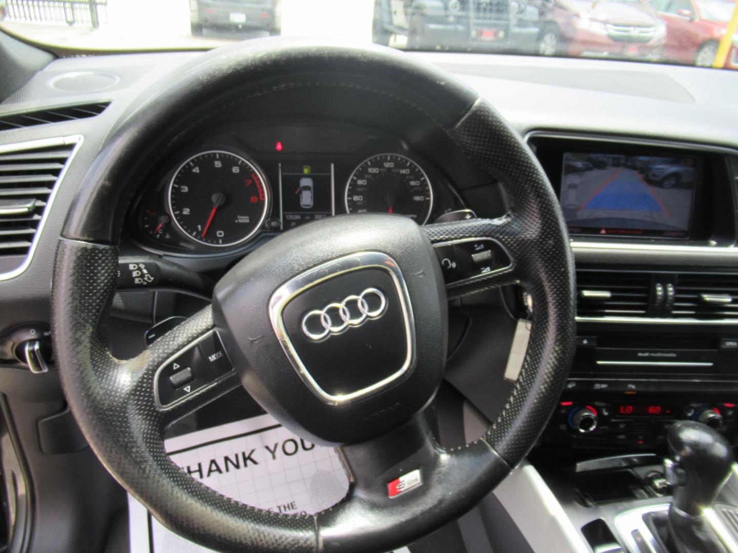 2012 Gray /Black Audi Q5 3.2 quattro Premium (WA1WKAFPXCA) with an 3.2L V6 DOHC 24V engine, Automatic transmission, located at 1511 North Shepherd Dr., Houston, TX, 77008, (281) 657-1221, 29.798361, -95.412560 - Photo#8