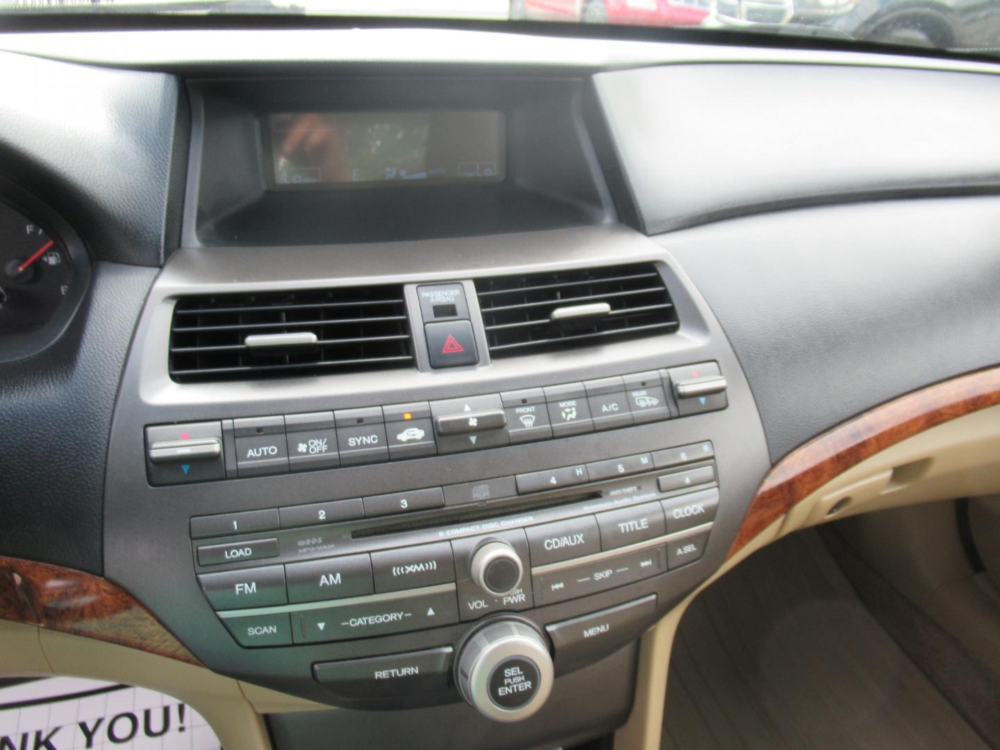 2011 Black /Tan Honda Accord EX-L Sedan AT (1HGCP2F8XBA) with an 2.4L L4 DOHC 16V engine, Automatic transmission, located at 1511 North Shepherd Dr., Houston, TX, 77008, (281) 657-1221, 29.798361, -95.412560 - Photo#2