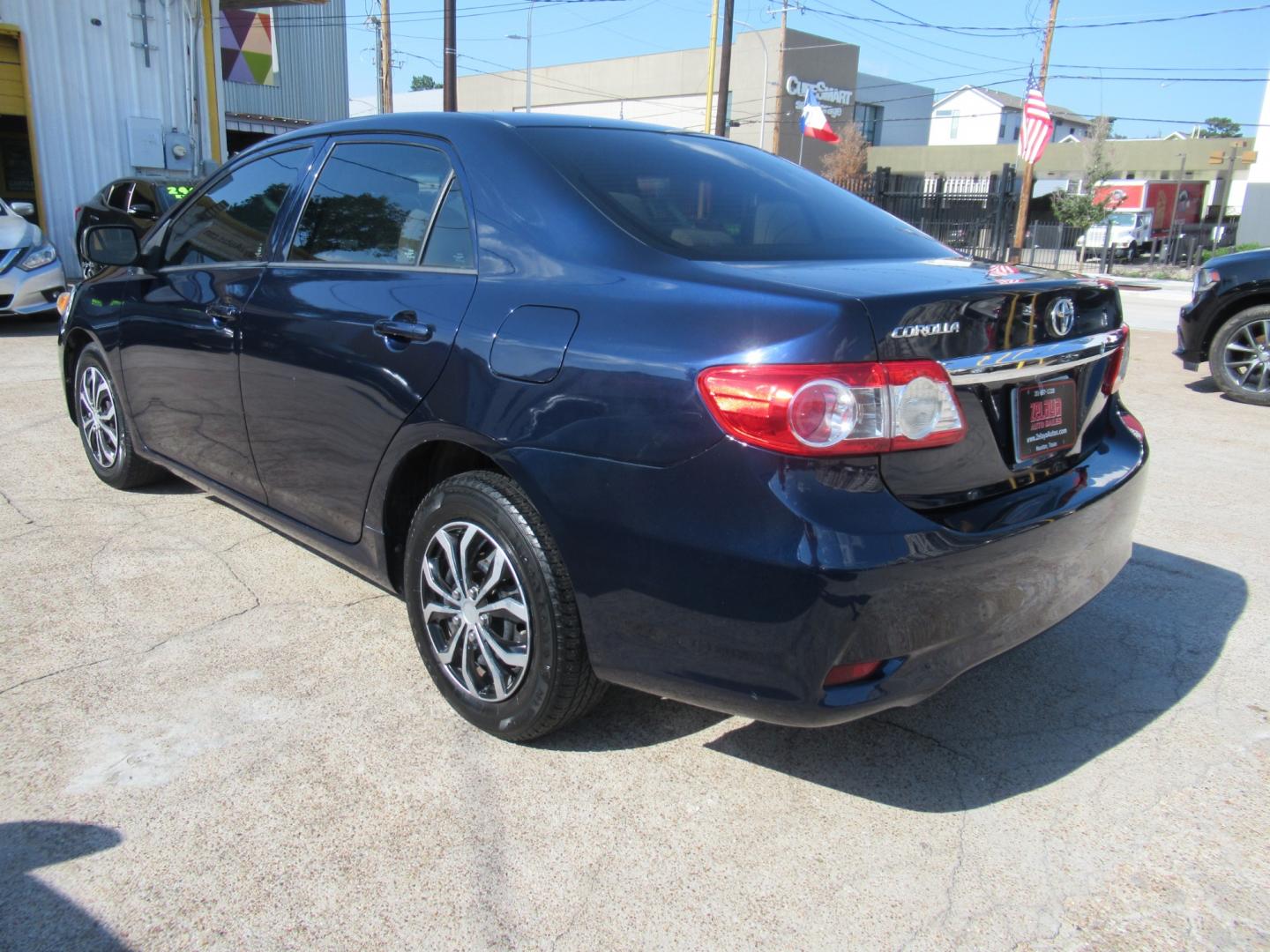 2012 Blue /Tan Toyota Corolla LE 4-Speed AT (5YFBU4EE8CP) with an 1.8L L4 DOHC 16V engine, Automatic transmission, located at 1511 North Shepherd Dr., Houston, TX, 77008, (281) 657-1221, 29.798361, -95.412560 - Photo#2