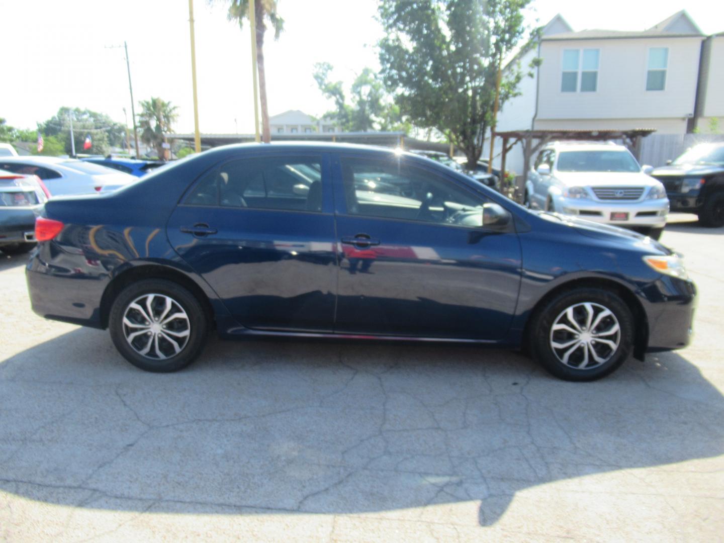 2012 Blue /Tan Toyota Corolla LE 4-Speed AT (5YFBU4EE8CP) with an 1.8L L4 DOHC 16V engine, Automatic transmission, located at 1511 North Shepherd Dr., Houston, TX, 77008, (281) 657-1221, 29.798361, -95.412560 - Photo#5