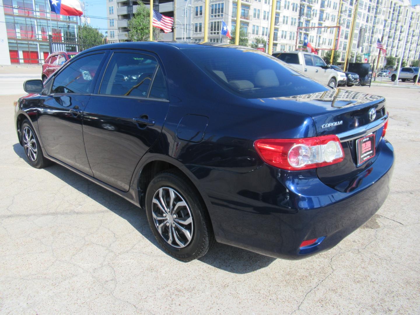 2012 Blue /Tan Toyota Corolla LE 4-Speed AT (5YFBU4EE8CP) with an 1.8L L4 DOHC 16V engine, Automatic transmission, located at 1511 North Shepherd Dr., Houston, TX, 77008, (281) 657-1221, 29.798361, -95.412560 - Photo#11