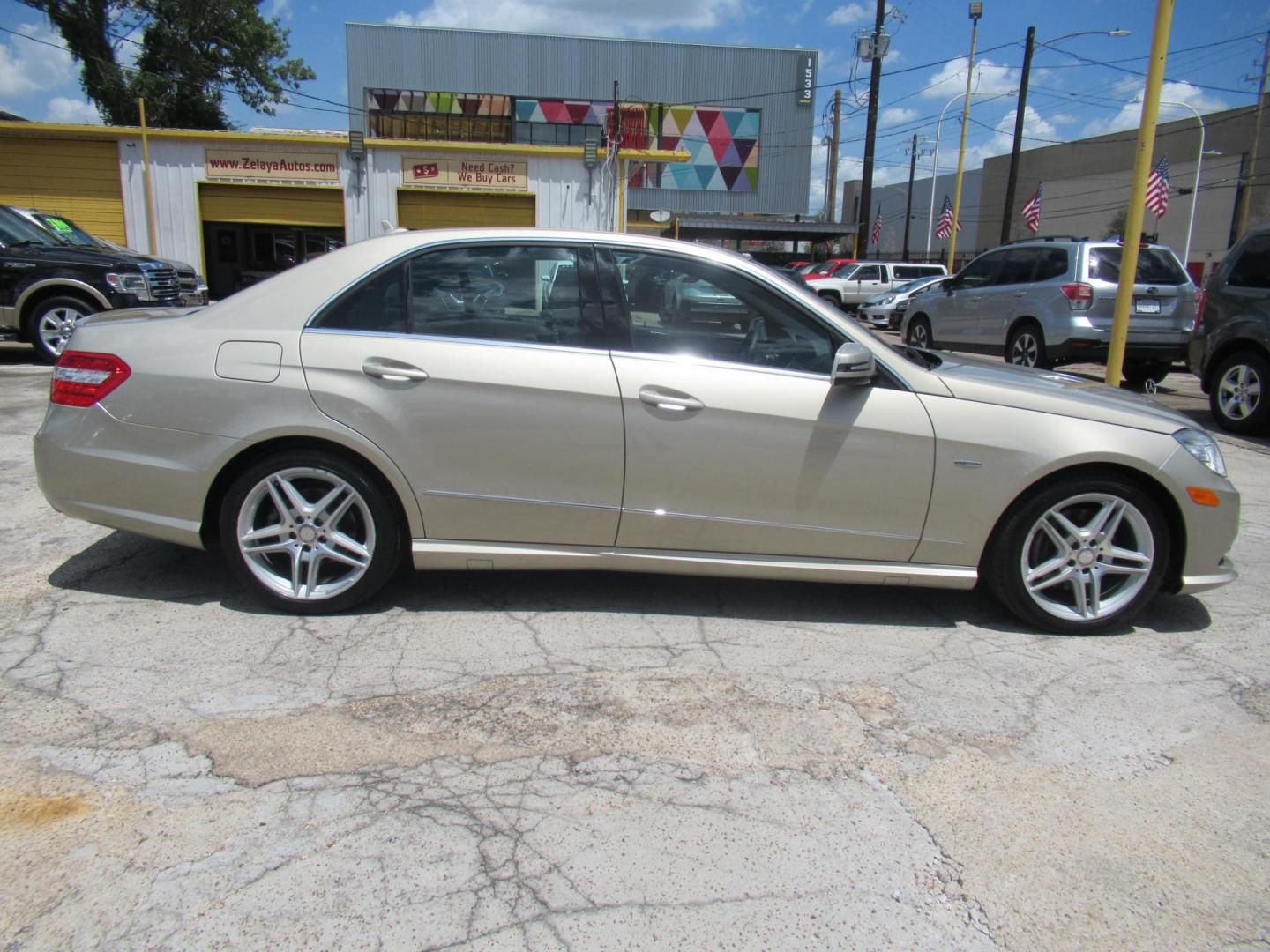 2012 /Tan Mercedes-Benz E-Class E350 Sedan (WDDHF5KB5CA) with an 3.5L V6 DOHC 24V engine, Automatic transmission, located at 1511 North Shepherd Dr., Houston, TX, 77008, (281) 657-1221, 29.798361, -95.412560 - Mercedes-Benz E-Class E350 Sedan SEDAN 4-DR 3.5L V6 DOHC 24V V6 Automatic RWD - Photo#28