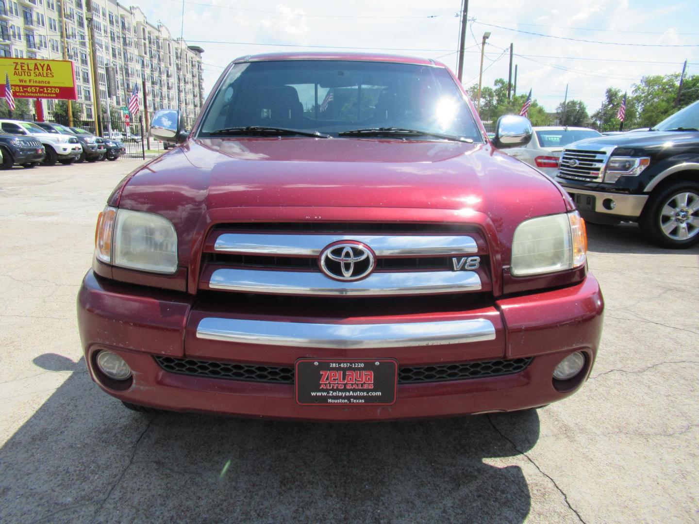 2003 /Gray Toyota Tundra SR5 Access Cab 2WD (5TBRT34183S) with an 4.7L V8 DOHC 32V engine, located at 1511 North Shepherd Dr., Houston, TX, 77008, (281) 657-1221, 29.798361, -95.412560 - 2003 Toyota Tundra SR5 Access Cab 2WD EXT CAB PICKUP 4-DR 4.7L V8 DOHC 32V V8 Automatic RWD - Photo#14