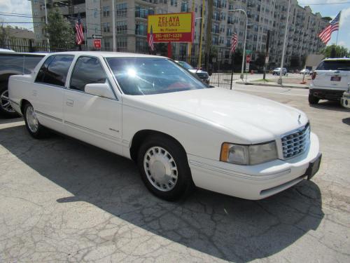 1999 Cadillac Deville Base