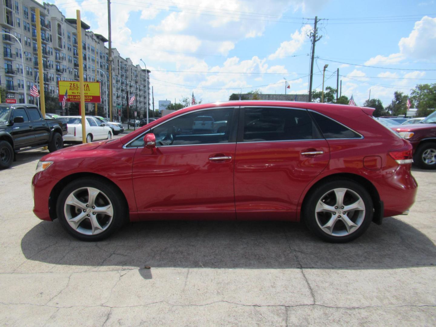 2014 /Black Toyota Venza LE V6 FWD (4T3ZK3BBXEU) with an 3.5L V6 DOHC 24V engine, Automatic transmission, located at 1511 North Shepherd Dr., Houston, TX, 77008, (281) 657-1221, 29.798361, -95.412560 - 2014 Toyota Venza LE V6 FWD WAGON 5-DR 3.5L V6 DOHC 24V V6 - Photo#24