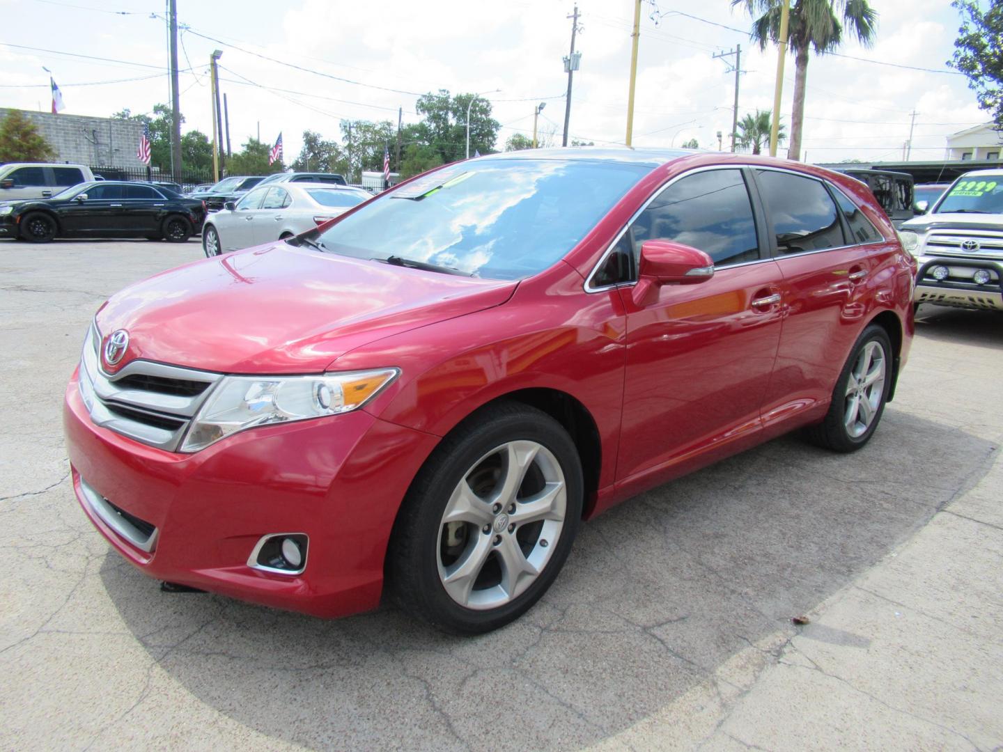 2014 /Black Toyota Venza LE V6 FWD (4T3ZK3BBXEU) with an 3.5L V6 DOHC 24V engine, Automatic transmission, located at 1511 North Shepherd Dr., Houston, TX, 77008, (281) 657-1221, 29.798361, -95.412560 - 2014 Toyota Venza LE V6 FWD WAGON 5-DR 3.5L V6 DOHC 24V V6 - Photo#26