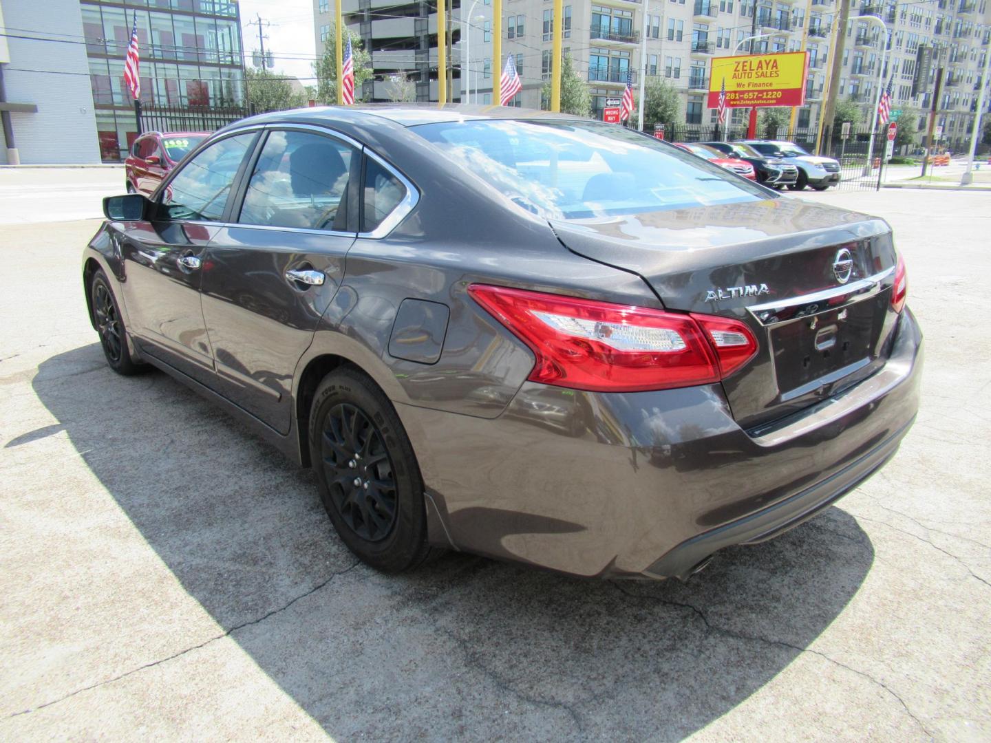 2017 Brown /Black Nissan Altima 2.5 S (1N4AL3AP5HC) with an 2.5L L4 DOHC 16V engine, CVT transmission, located at 1511 North Shepherd Dr., Houston, TX, 77008, (281) 657-1221, 29.798361, -95.412560 - 2017 Nissan Altima 2.5 S SEDAN 4-DR 2.5L L4 DOHC 16V - Photo#15