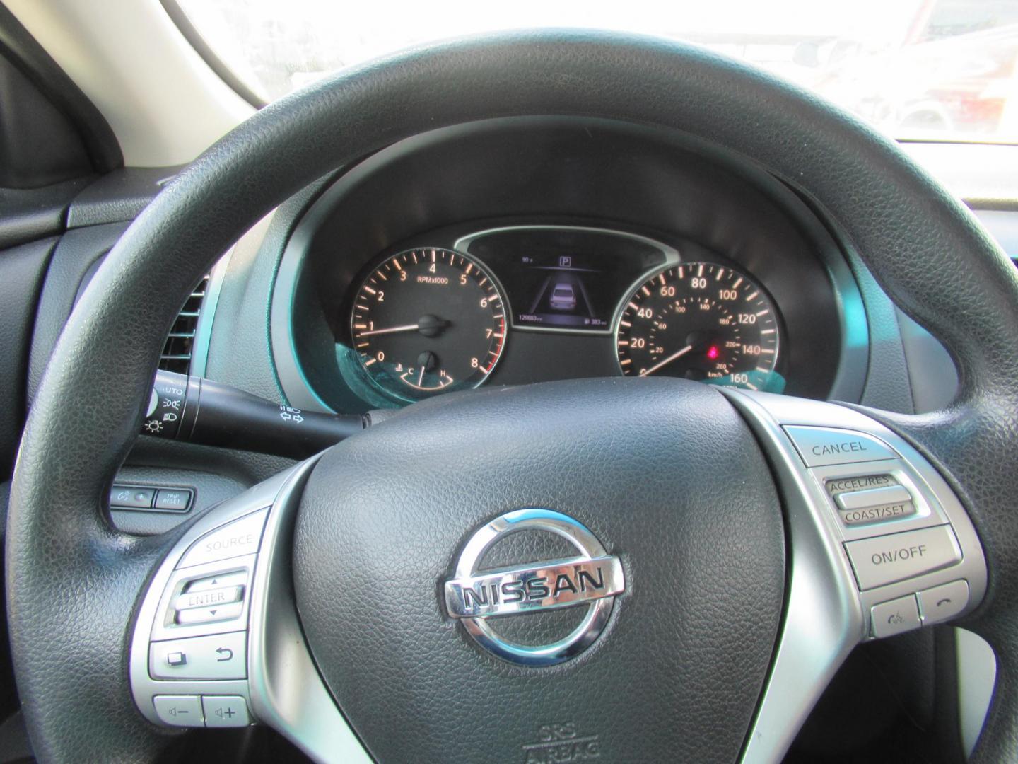 2017 Brown /Black Nissan Altima 2.5 S (1N4AL3AP5HC) with an 2.5L L4 DOHC 16V engine, CVT transmission, located at 1511 North Shepherd Dr., Houston, TX, 77008, (281) 657-1221, 29.798361, -95.412560 - 2017 Nissan Altima 2.5 S SEDAN 4-DR 2.5L L4 DOHC 16V - Photo#2