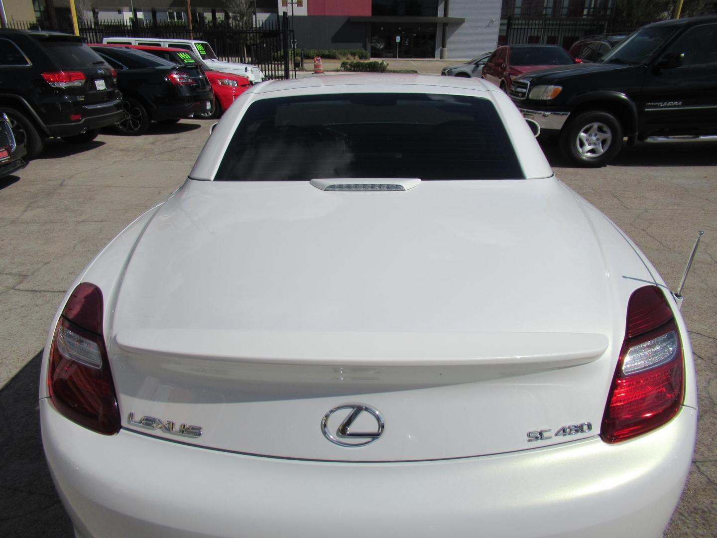 2006 White /Tan Lexus SC 430 Convertible (JTHFN48Y469) with an 4.3L V8 DOHC 32V engine, Automatic Overdrive transmission, located at 1511 North Shepherd Dr., Houston, TX, 77008, (281) 657-1221, 29.798361, -95.412560 - 2006 LEXUS SC 430 VIN: JTHFN48Y469004147 J T H F N 4 8 Y 4 6 9 0 0 4 1 4 7 CONVERTIBLE 4.3L V8 F DOHC 32V GASOLINE REAR WHEEL DRIVE - Photo#27