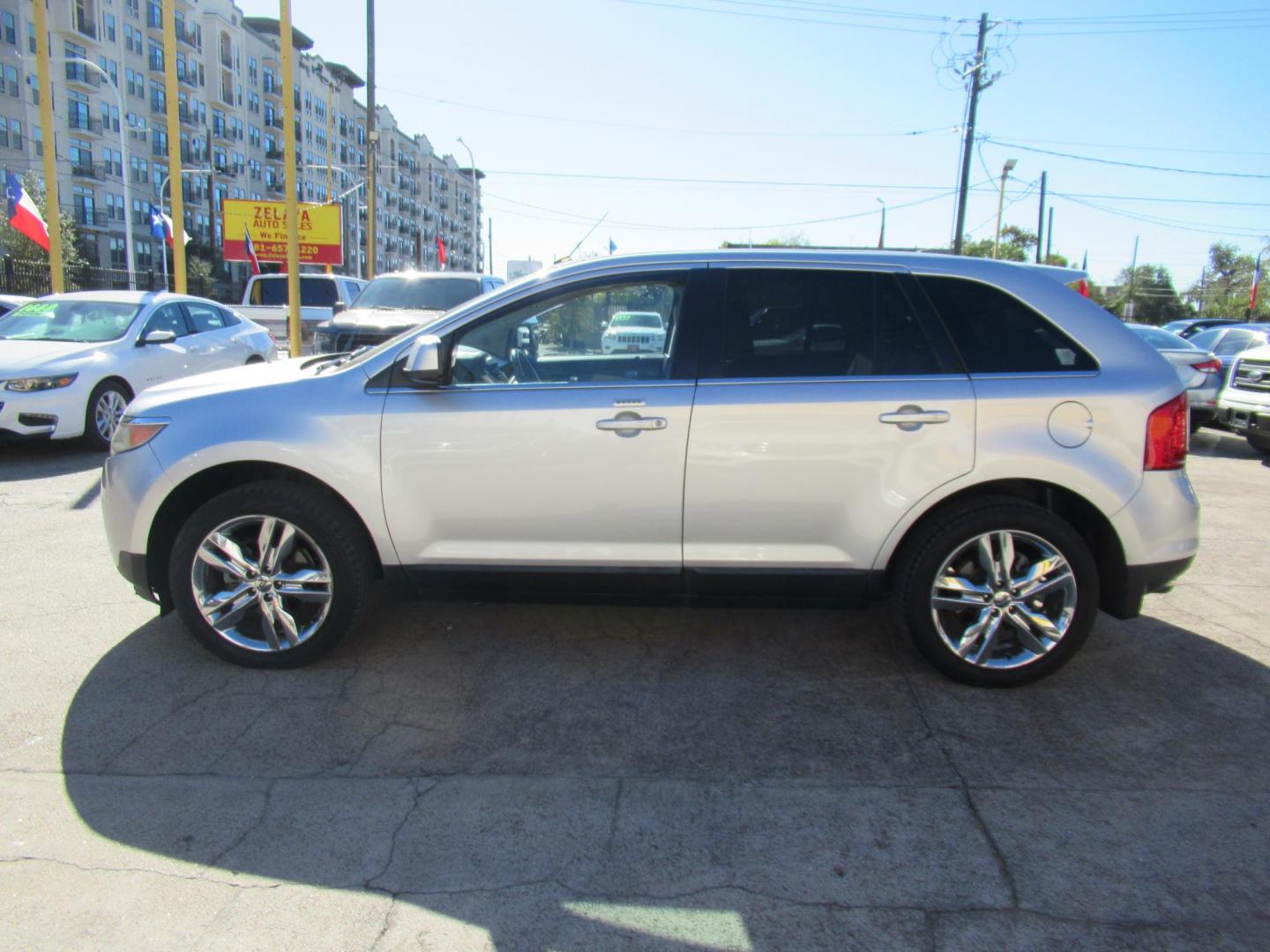 2011 Silver /Gray Ford Edge Limited FWD (2FMDK3KC3BB) with an 3.5L V6 DOHC 24V engine, Automatic transmission, located at 1511 North Shepherd Dr., Houston, TX, 77008, (281) 657-1221, 29.798361, -95.412560 - 2011 FORD EDGE LIMITED VIN: 2FMDK3KC3BBA11382 2 F M D K 3 K C 3 B B A 1 1 3 8 2 4 DOOR WAGON/SPORT UTILITY 3.5L V6 F DOHC 24V GASOLINE FRONT WHEEL DRIVE - Photo#24