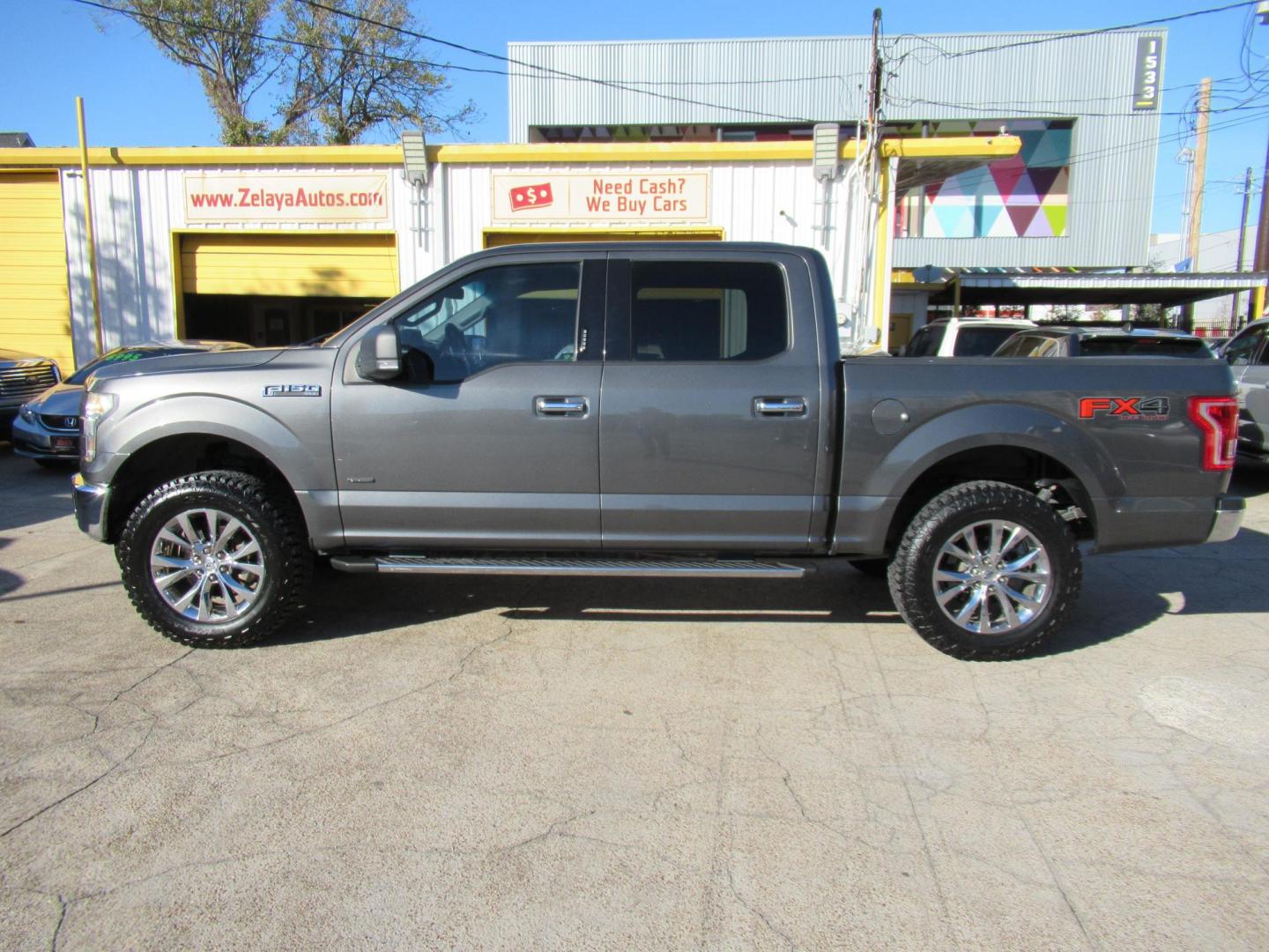 2016 Gray /Gray Ford F-150 XLT SuperCrew 6.5-ft. Bed 4WD (1FTEW1EG7GK) with an 3.5L V6 TURBO engine, Automatic transmission, located at 1511 North Shepherd Dr., Houston, TX, 77008, (281) 657-1221, 29.798361, -95.412560 - 1FTEW1EG7GKE16643 2016 FORD F-150 XLT VIN: 1FTEW1EG7GKE16643 1 F T E W 1 E G 7 G K E 1 6 6 4 3 CREW PICKUP 3.5L V6 F DOHC 24V GASOLINE REAR WHEEL DRIVE W/ 4X4 - Photo#0