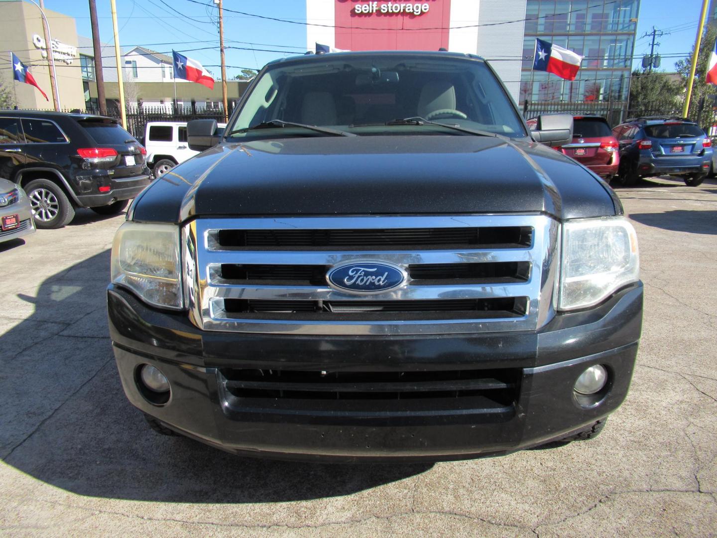 2013 Black /Tan Ford Expedition 2WD (1FMJU1H53DE) with an 5.4L V8 SOHC 16V FFV engine, Automatic transmission, located at 1511 North Shepherd Dr., Houston, TX, 77008, (281) 657-1221, 29.798361, -95.412560 - 2013 FORD EXPEDITION XLT VIN: 1FMJU1H53DEF31504 1 F M J U 1 H 5 3 D E F 3 1 5 0 4 4 DOOR WAGON/SPORT UTILITY 5.4L V8 F SOHC 24V FLEX FUEL REAR WHEEL DRIVE - Photo#28