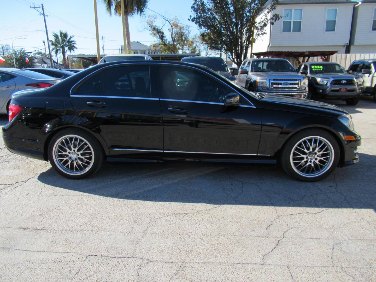 2013 Black /Black Mercedes-Benz C-Class C250 Sport Sedan (WDDGF4HB2DG) with an 1.8L I4 F DOHC 16V engine, Automatic transmission, located at 1511 North Shepherd Dr., Houston, TX, 77008, (281) 657-1221, 29.798361, -95.412560 - 2013 MERCEDES-BENZ C-CLASS C 250 SPORT VIN: WDDGF4HB2DG133646 W D D G F 4 H B 2 D G 1 3 3 6 4 6 SEDAN 4 DR 1.8L I4 F DOHC 16V GASOLINE REAR WHEEL DRIVE - Photo#25