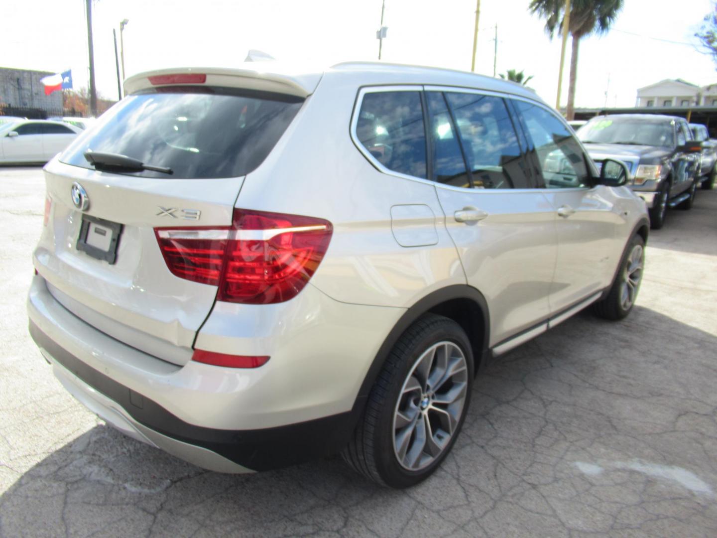 2015 Gold /Brown BMW X3 xDrive28i (5UXWX9C51F0) with an 2.0L L4 DOHC 16V engine, 8-Speed Automatic transmission, located at 1511 North Shepherd Dr., Houston, TX, 77008, (281) 657-1221, 29.798361, -95.412560 - 2015 BMW X3 XDRIVE28I VIN: 5UXWX9C51F0D52208 5 U X W X 9 C 5 1 F 0 D 5 2 2 0 8 4 DOOR WAGON/SPORT UTILITY 2.0L I4 F DOHC 16V GASOLINE ALL WHEEL DRIVE - Photo#19