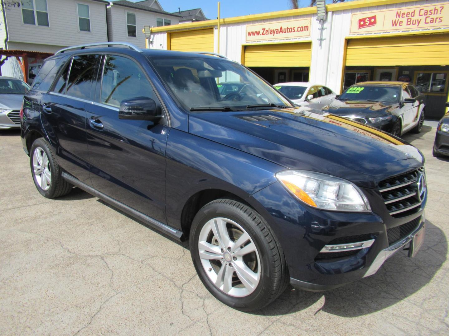 2015 Blue /Tan Mercedes-Benz M-Class ML350 (4JGDA5JB7FA) with an 3.5L V6 DOHC 24V engine, Automatic transmission, located at 1511 North Shepherd Dr., Houston, TX, 77008, (281) 657-1221, 29.798361, -95.412560 - 2015 MERCEDES-BENZ M-CLASS ML 350 VIN: 4JGDA5JB7FA454529 4 J G D A 5 J B 7 F A 4 5 4 5 2 9 4 DOOR WAGON/SPORT UTILITY 3.5L V6 F DOHC 24V GASOLINE REAR WHEEL DRIVE - Photo#34