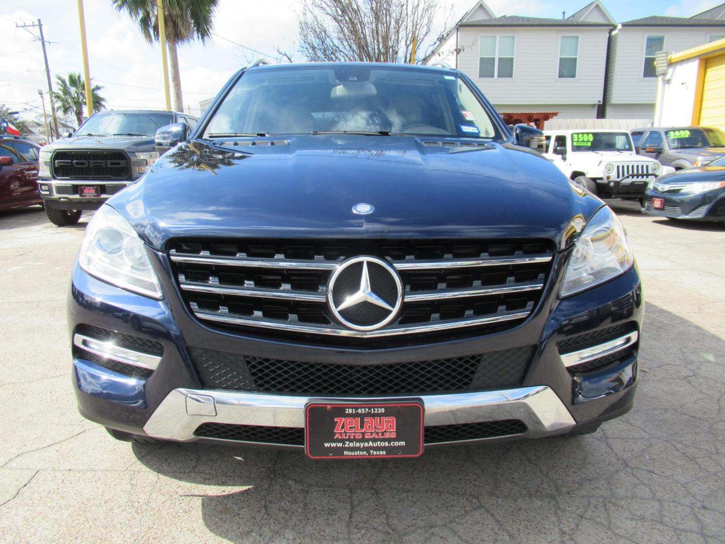 2015 Blue /Tan Mercedes-Benz M-Class ML350 (4JGDA5JB7FA) with an 3.5L V6 DOHC 24V engine, Automatic transmission, located at 1511 North Shepherd Dr., Houston, TX, 77008, (281) 657-1221, 29.798361, -95.412560 - 2015 MERCEDES-BENZ M-CLASS ML 350 VIN: 4JGDA5JB7FA454529 4 J G D A 5 J B 7 F A 4 5 4 5 2 9 4 DOOR WAGON/SPORT UTILITY 3.5L V6 F DOHC 24V GASOLINE REAR WHEEL DRIVE - Photo#37