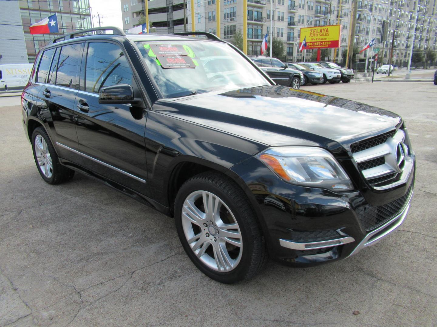 2014 Black /Black Mercedes-Benz GLK-Class GLK350 (WDCGG5HB0EG) with an 3.5L V6 DOHC 24V engine, Automatic transmission, located at 1511 North Shepherd Dr., Houston, TX, 77008, (281) 657-1221, 29.798361, -95.412560 - 2014 MERCEDES-BENZ GLK 350 VIN: WDCGG5HB0EG167349 W D C G G 5 H B 0 E G 1 6 7 3 4 9 4 DOOR WAGON/SPORT UTILITY 3.5L V6 F DOHC 24V GASOLINE REAR WHEEL DRIVE - Photo#20